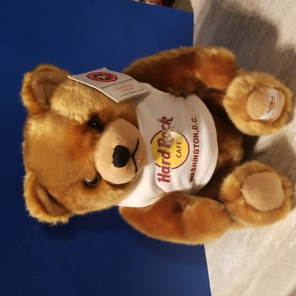 2006 Hard Rock Cafe Harrington teddy bear Washington DC limited edition